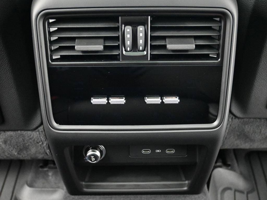 New 2026 Porsche Cayenne S image 8