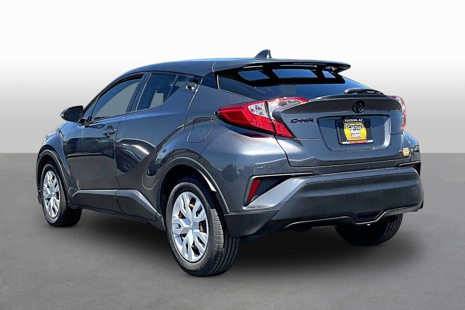 Used 2020 Toyota C-HR LE FWD image 11