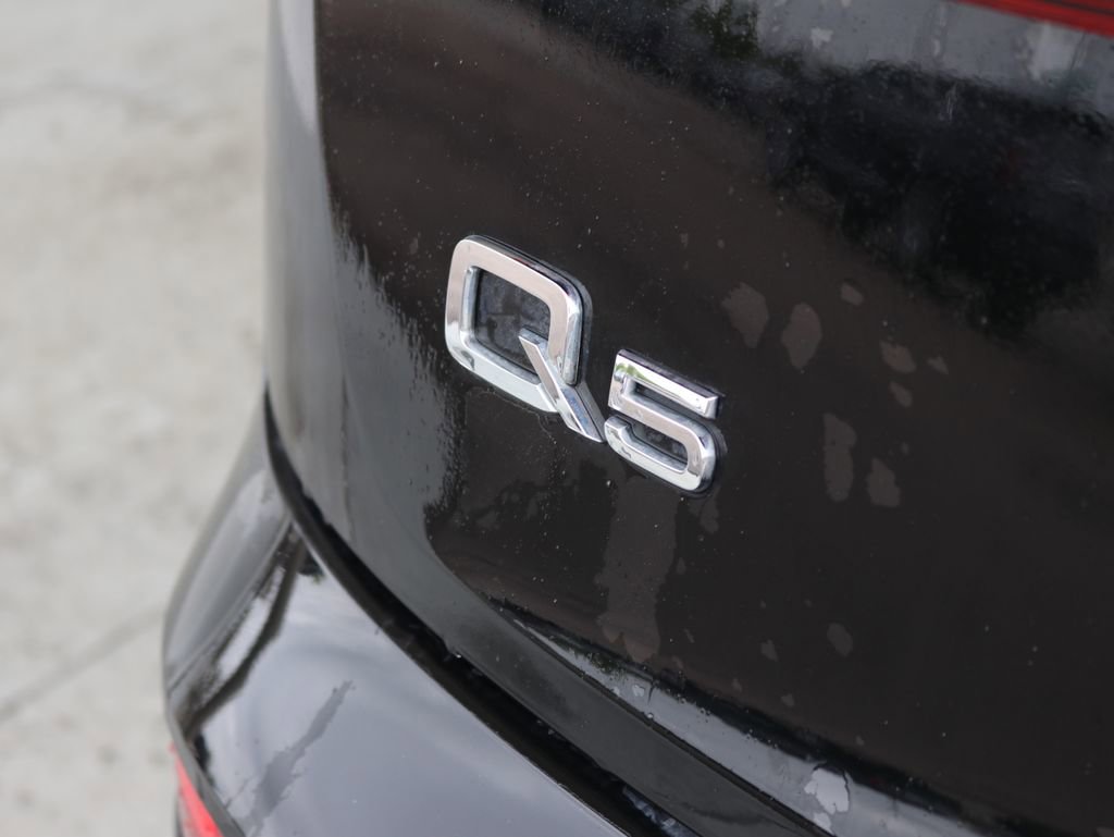 Used 2019 Audi Q5 2.0T Premium Plus w/ Premium Plus Package AWD/4WD image 14