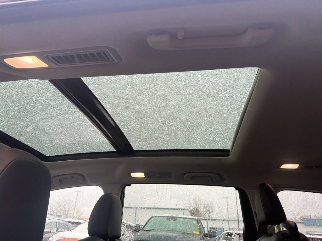 Certified 2025 Subaru Ascent Limited image 12