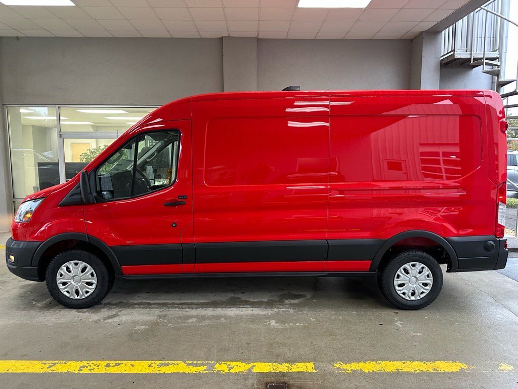 New 2026 Ford Transit 250 148 Medium Roof image 4