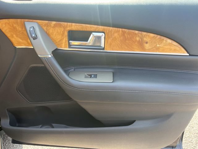 Used 2015 Lincoln MKX FWD w/ Equipment Group 102A image 27