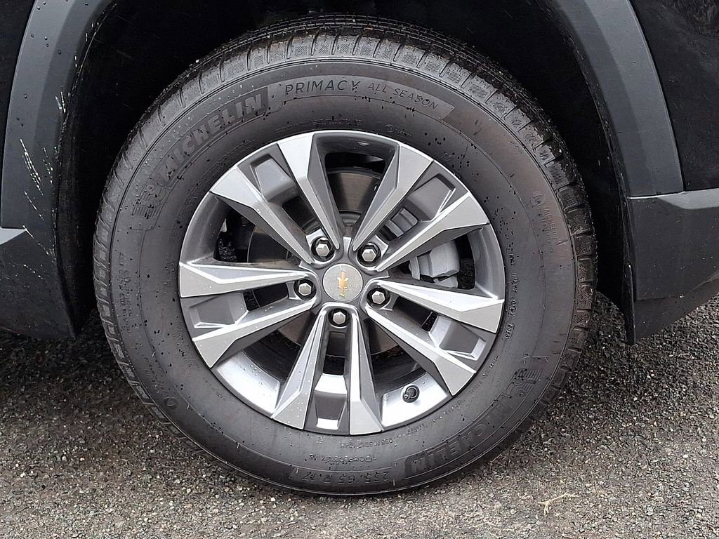 Used 2026 Chevrolet Equinox LT w/ Convenience Package II image 32