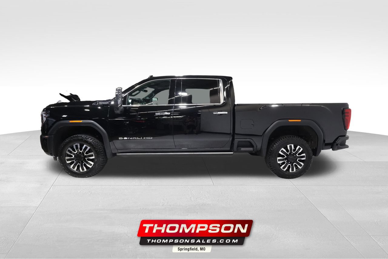 Used 2025 GMC Sierra 3500 Denali Ultimate AWD/4WD image 1
