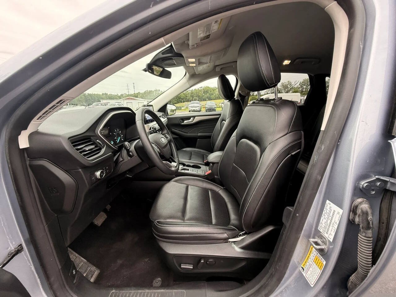 Used 2022 Ford Escape SEL AWD/4WD image 9