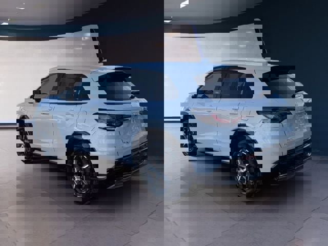 Used 2023 Honda HR-V EX-L image 3