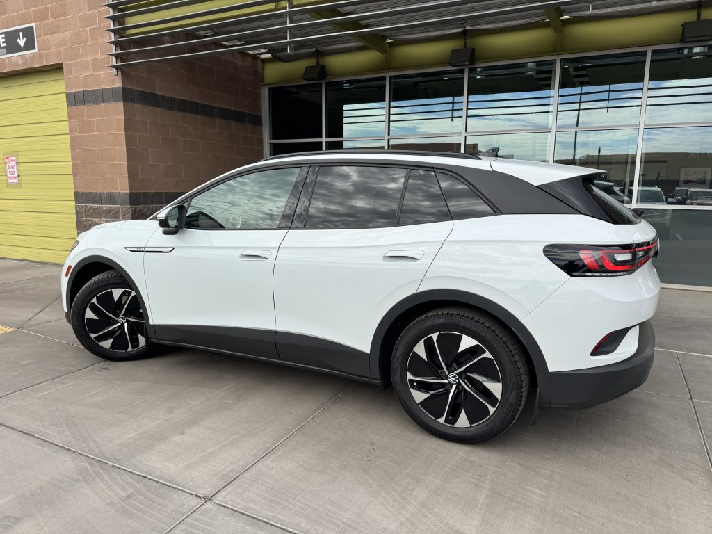 Used 2021 Volkswagen ID.4 Pro S w/ ID.4 Protection Package image 5