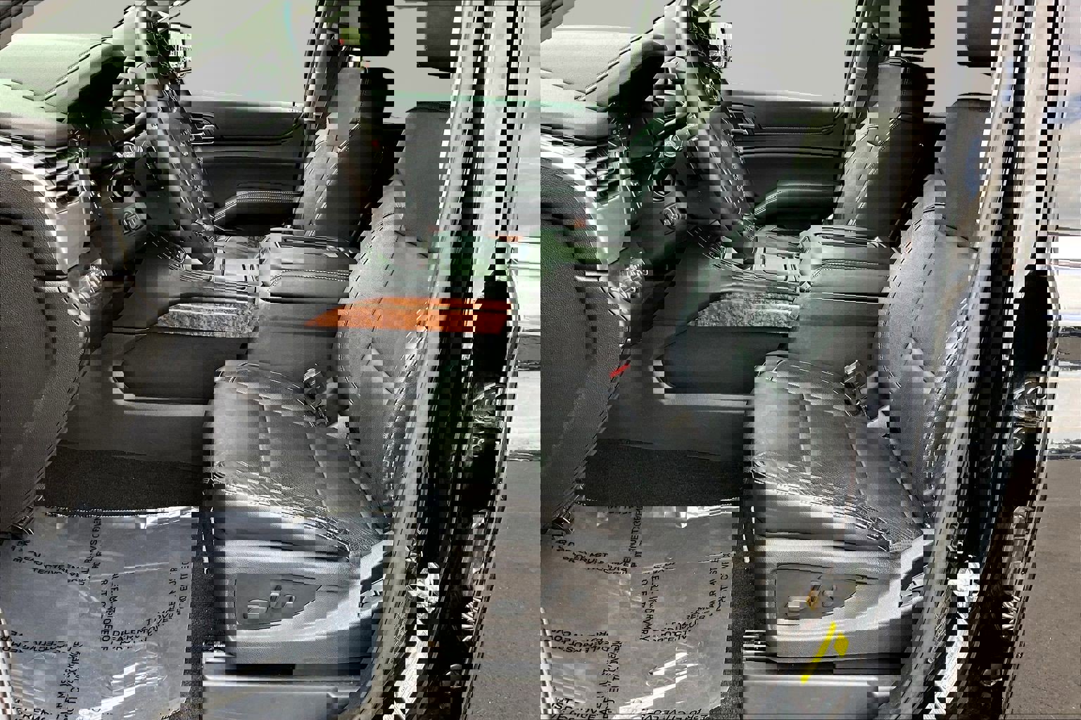 Used 2016 Chevrolet Suburban LTZ AWD/4WD image 21