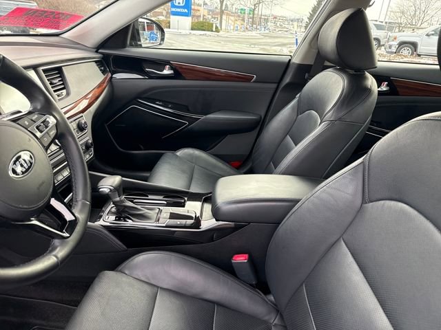 Used 2017 Kia Cadenza Premium w/ Luxury Package image 13
