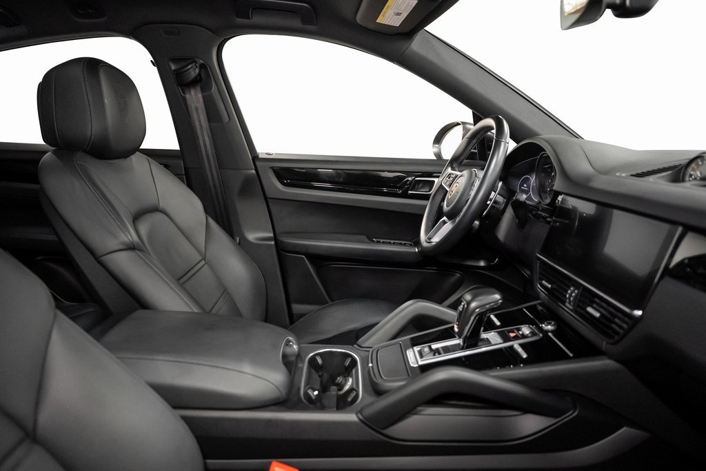 Used 2021 Porsche Cayenne Coupe image 58