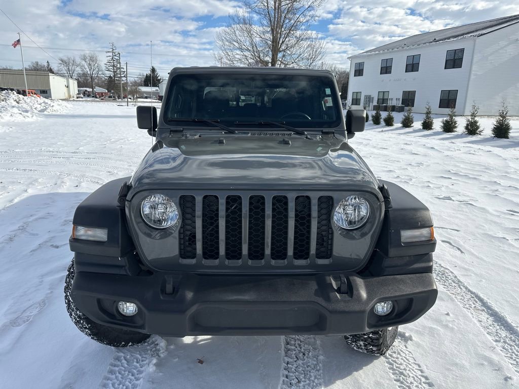 Used 2020 Jeep Gladiator Sport w/ Quick Order Package 24S image 12