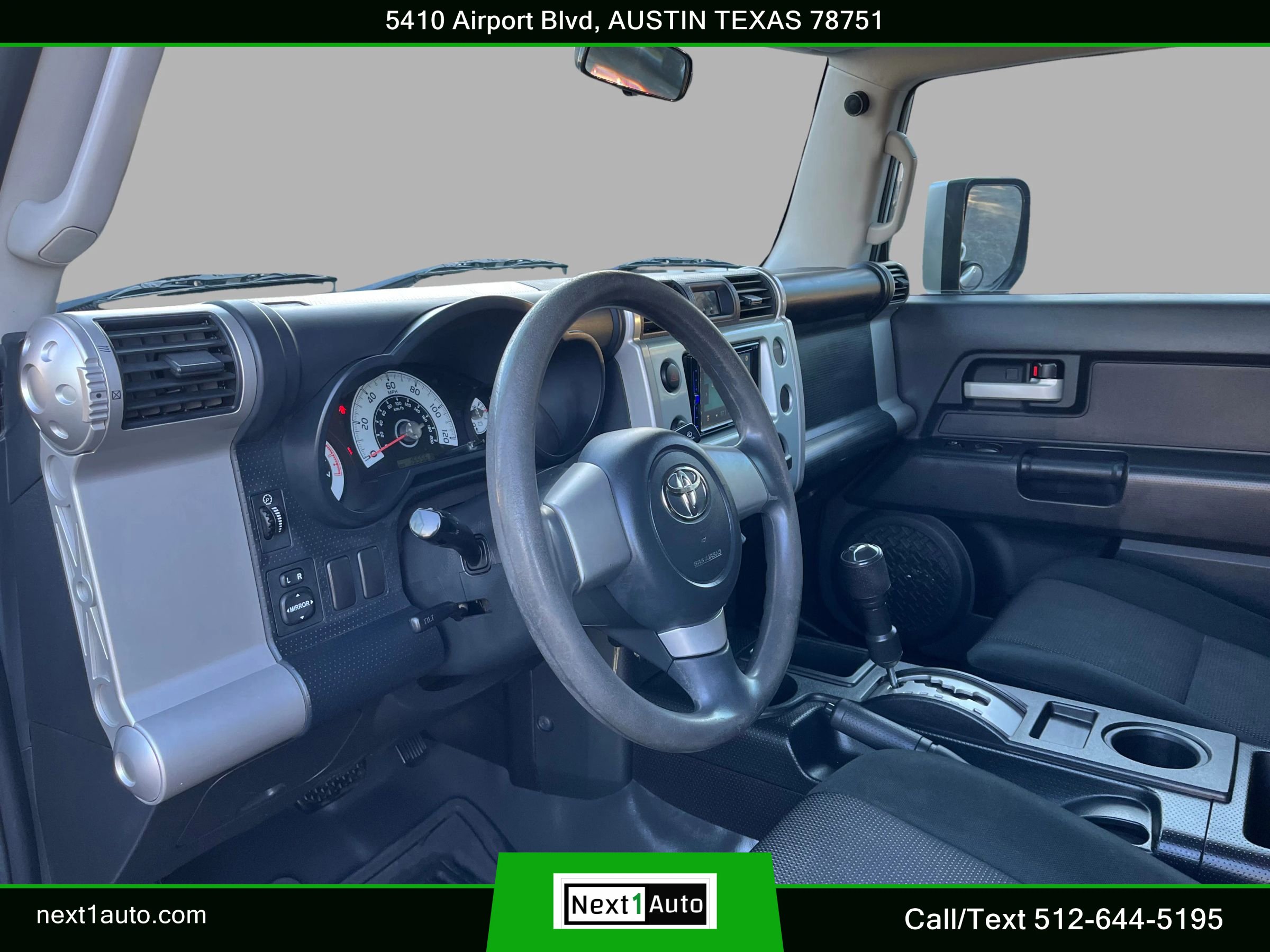 Used 2008 Toyota FJ Cruiser 2WD image 16