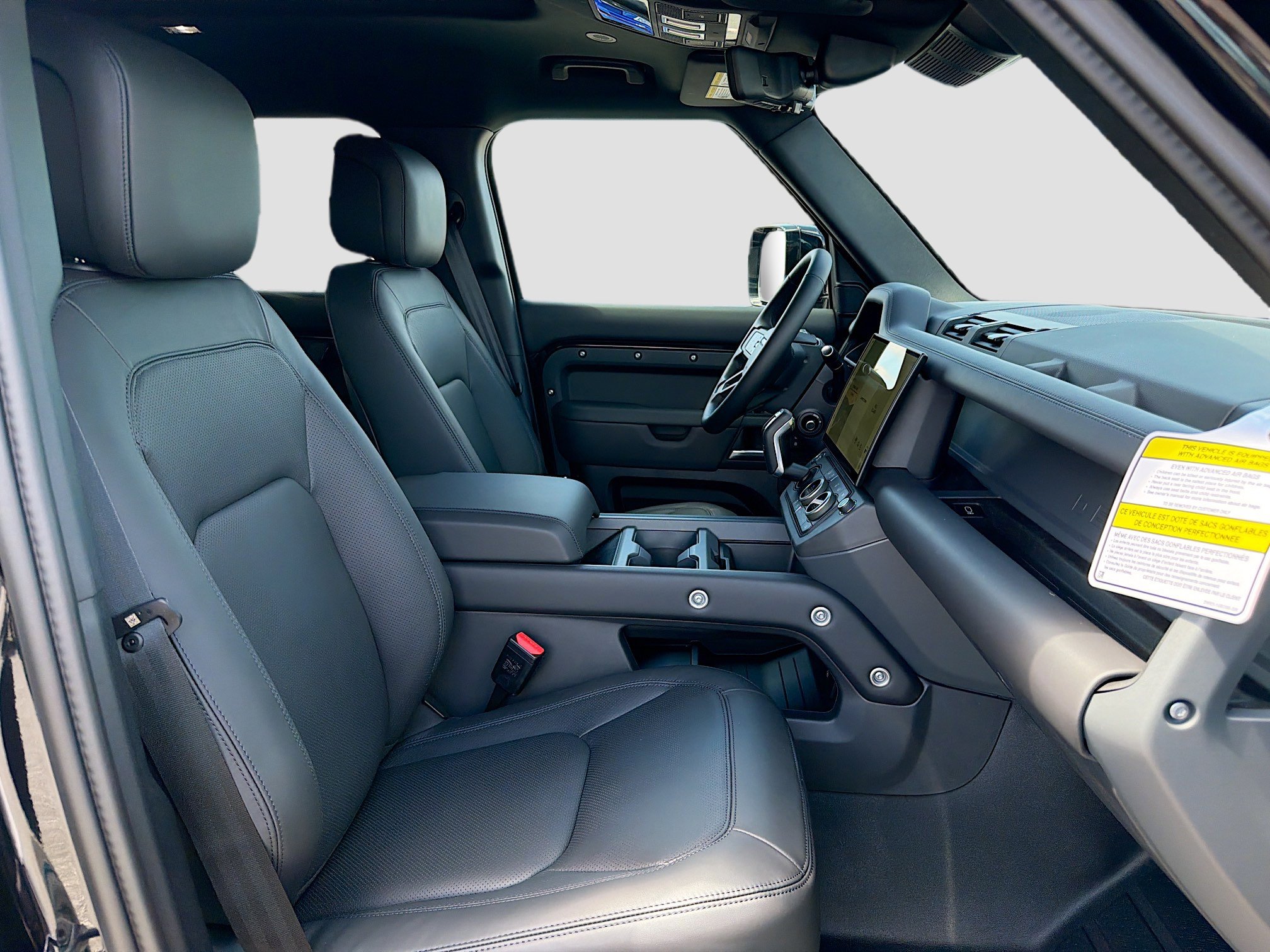 New 2026 Land Rover Defender 110 X-Dynamic SE AWD/4WD image 15