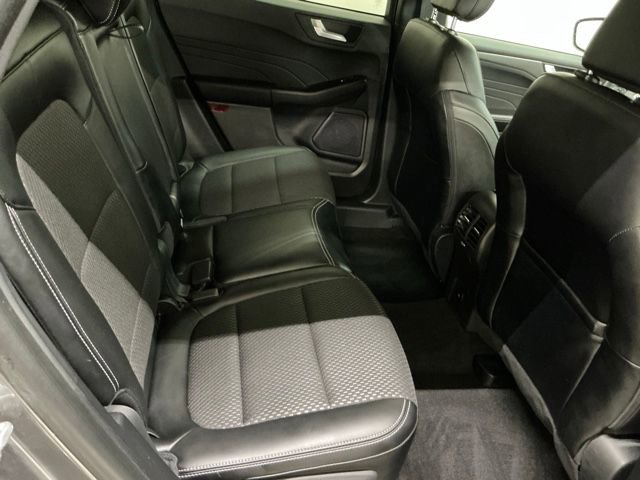 Used 2024 Ford Escape SE FWD image 17