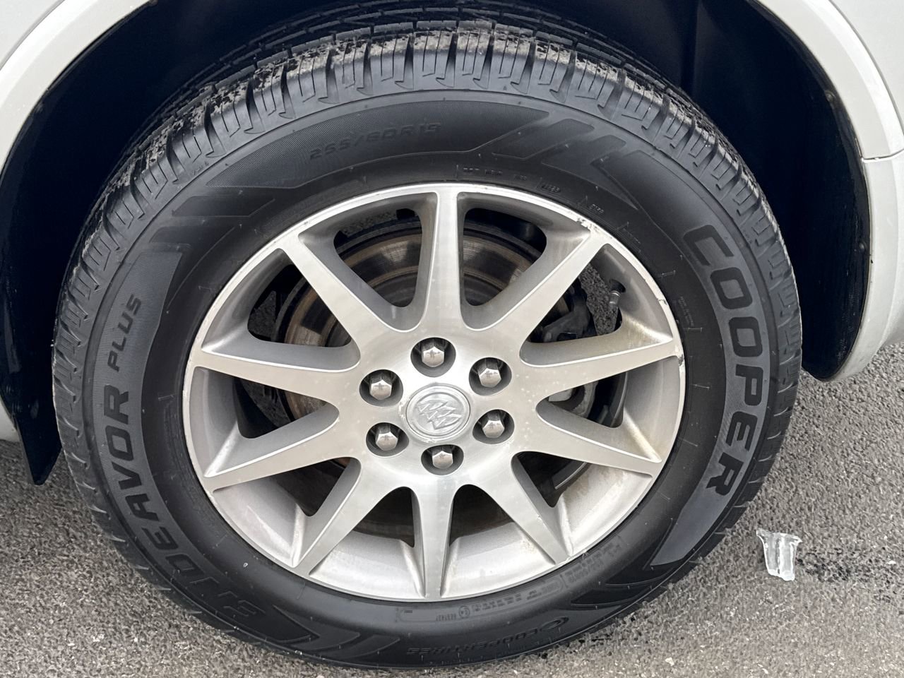 Used 2014 Buick Enclave Leather image 11