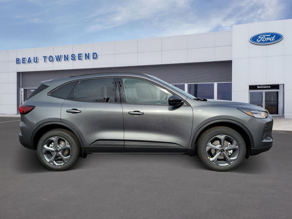 New 2026 Ford Escape ST-Line w/ Cold Weather Package image 3