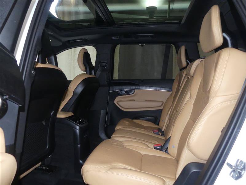 Used 2021 Volvo XC90 T8 Inscription AWD/4WD image 30