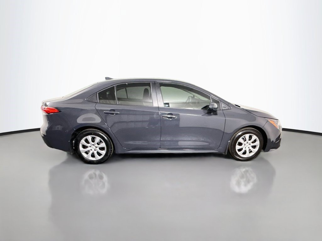Used 2025 Toyota Corolla LE FWD image 11