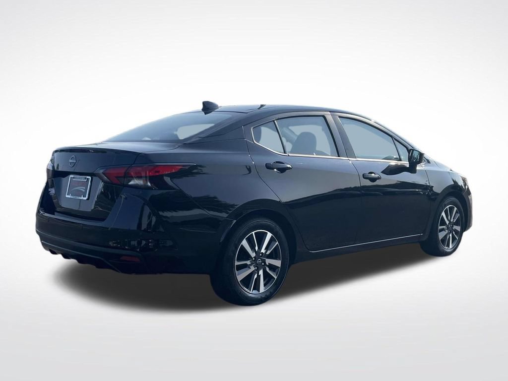 Used 2025 Nissan Versa SV FWD image 7