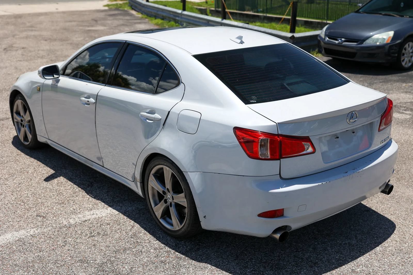 Used 2011 Lexus IS 350 w/ Premium Pkg Value Edition RWD image 4
