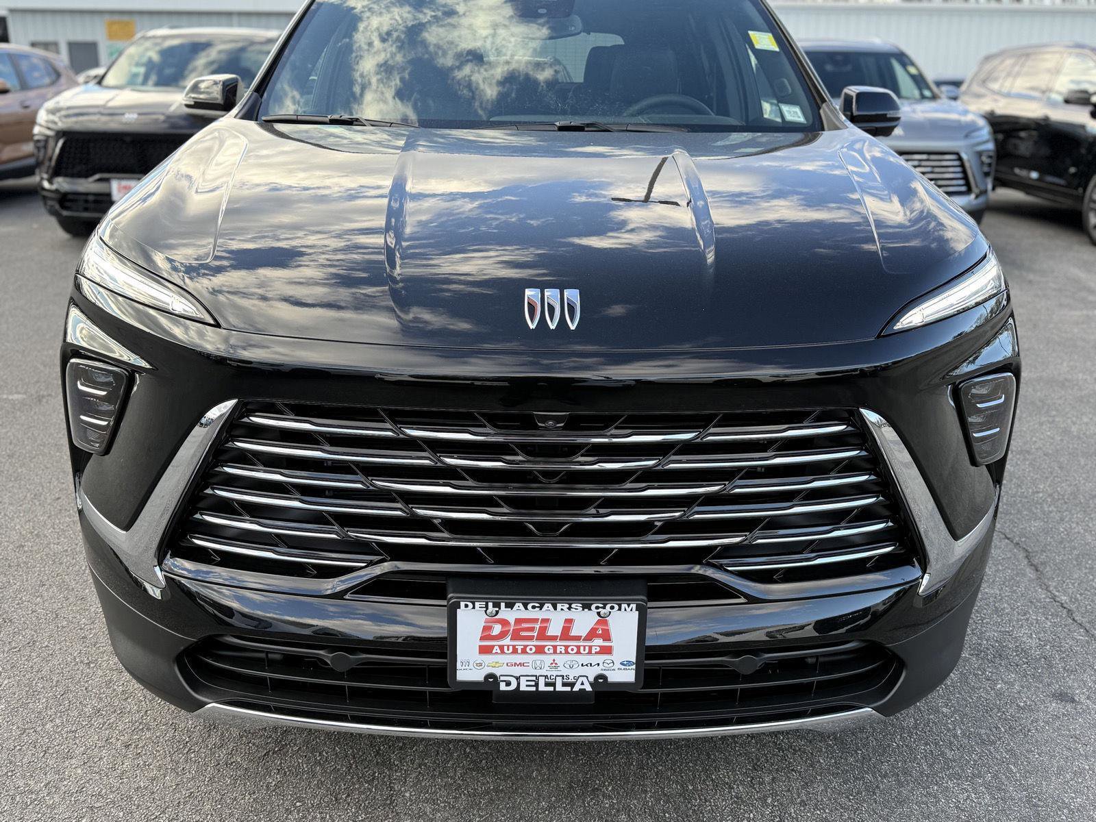 New 2026 Buick Enclave Preferred image 2