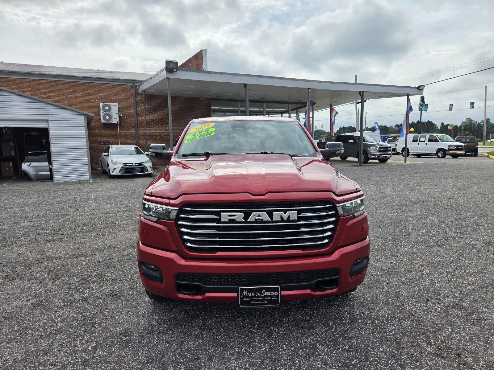New 2027 RAM 1500 Laramie w/ Laramie Preferred Package AWD/4WD image 2