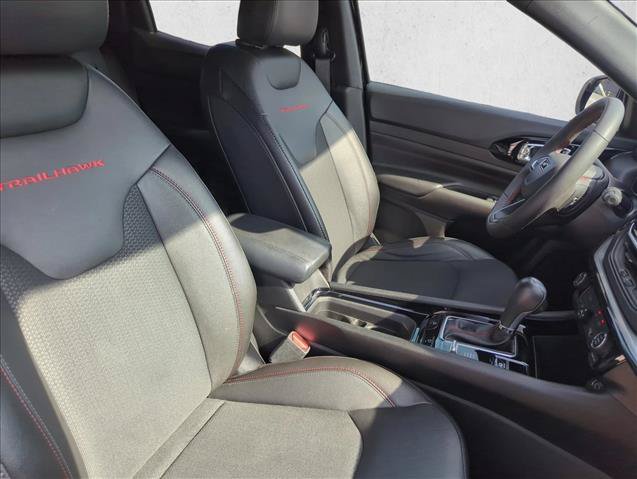 Used 2024 Jeep Compass Trailhawk AWD/4WD image 27