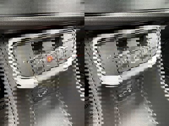 Used 2022 GMC Terrain SLE w/ Driver Convenience Package AWD/4WD image 21