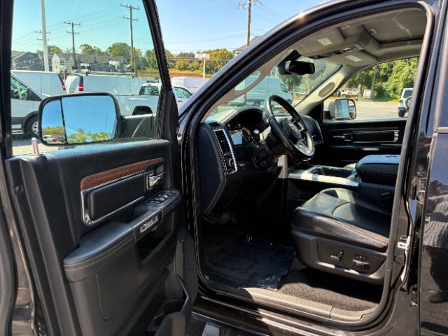 Used 2017 RAM 3500 Laramie image 13