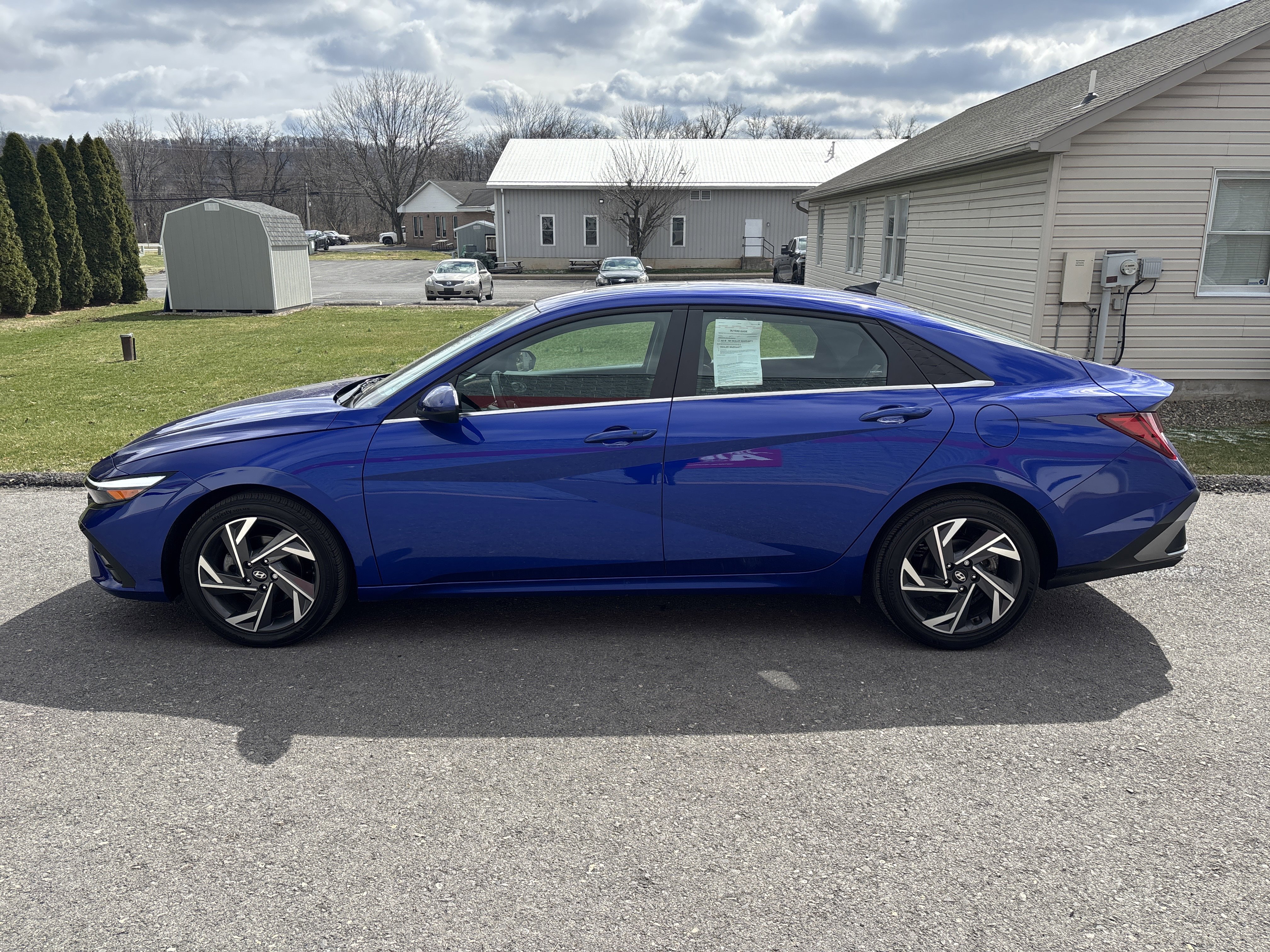 Used 2024 Hyundai Elantra SEL w/ Convenience Package image 7