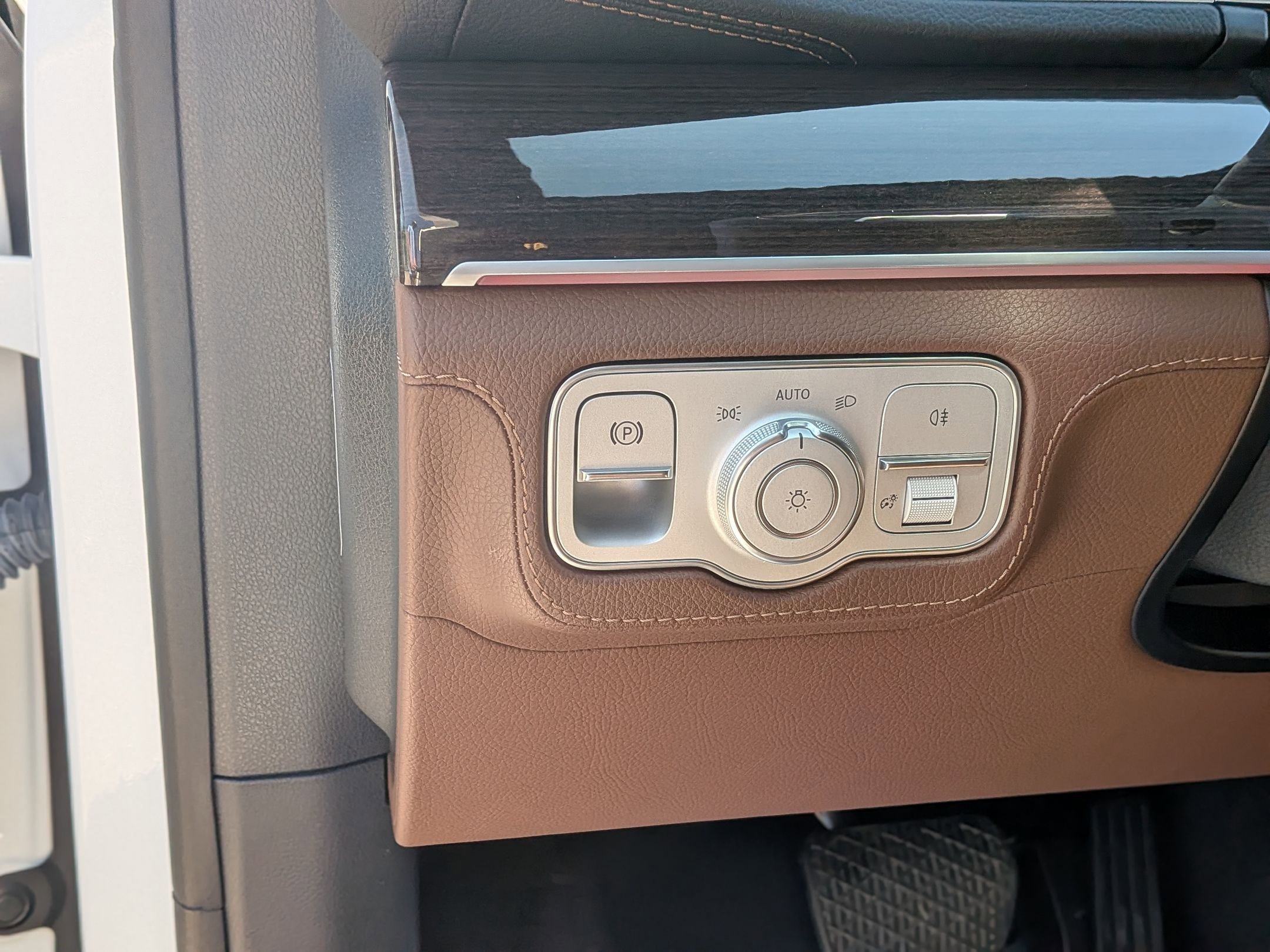 Certified 2024 Mercedes-Benz GLE 350 4MATIC image 15