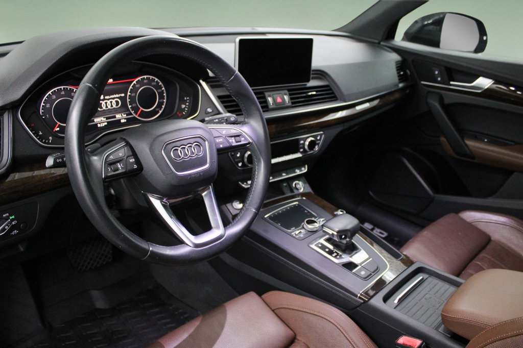 Used 2019 Audi Q5 2.0T Premium Plus AWD/4WD image 2