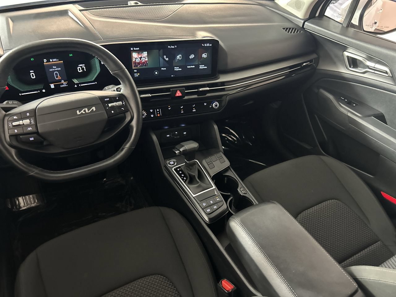 Used 2026 Kia Sportage LX FWD image 23