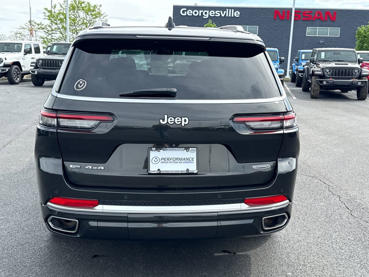 Used 2022 Jeep Grand Cherokee L Summit image 4