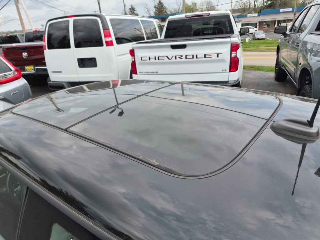 Used 2015 MINI Cooper S image 5