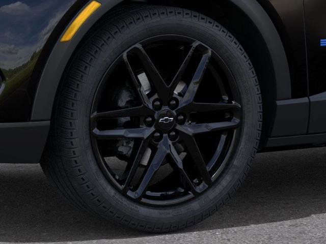 New 2026 Chevrolet Equinox EV LT w/ LPO, Blackout Package FWD image 9