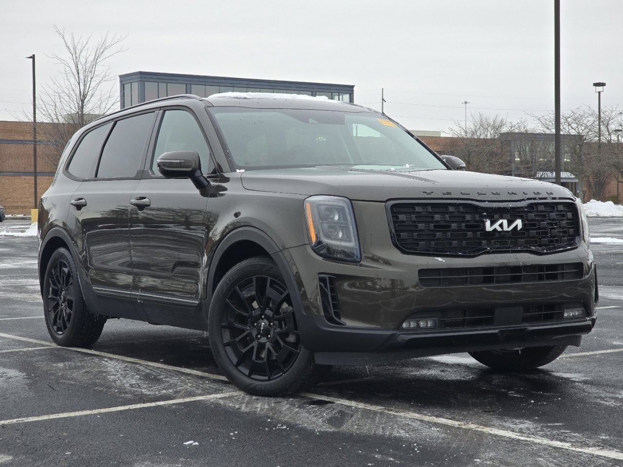 Used 2022 Kia Telluride SX w/ SX Prestige Package image 2