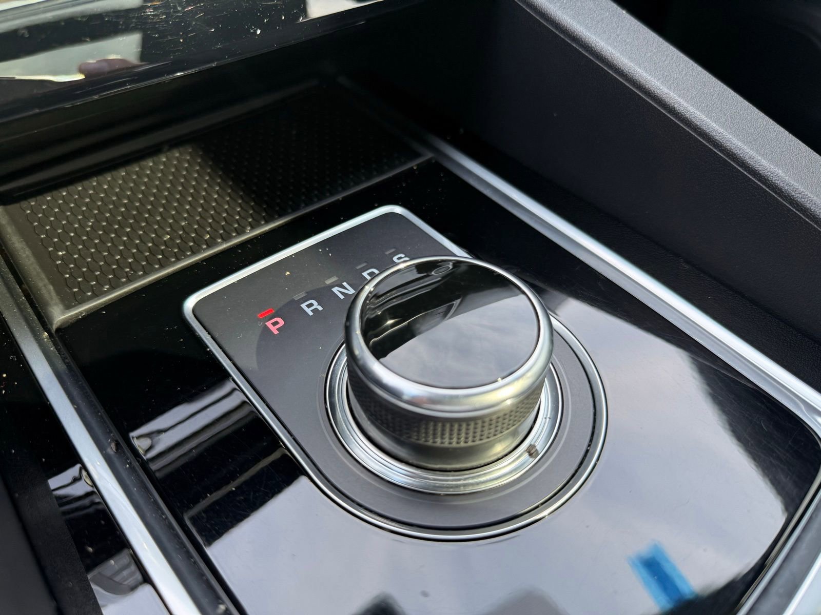 Used 2018 Jaguar F-PACE Prestige image 25