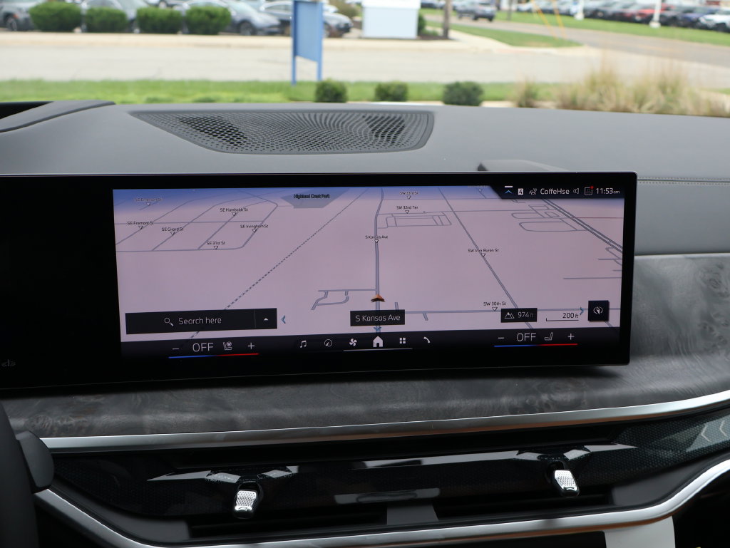 New 2027 BMW X7 xDrive40i AWD/4WD image 23