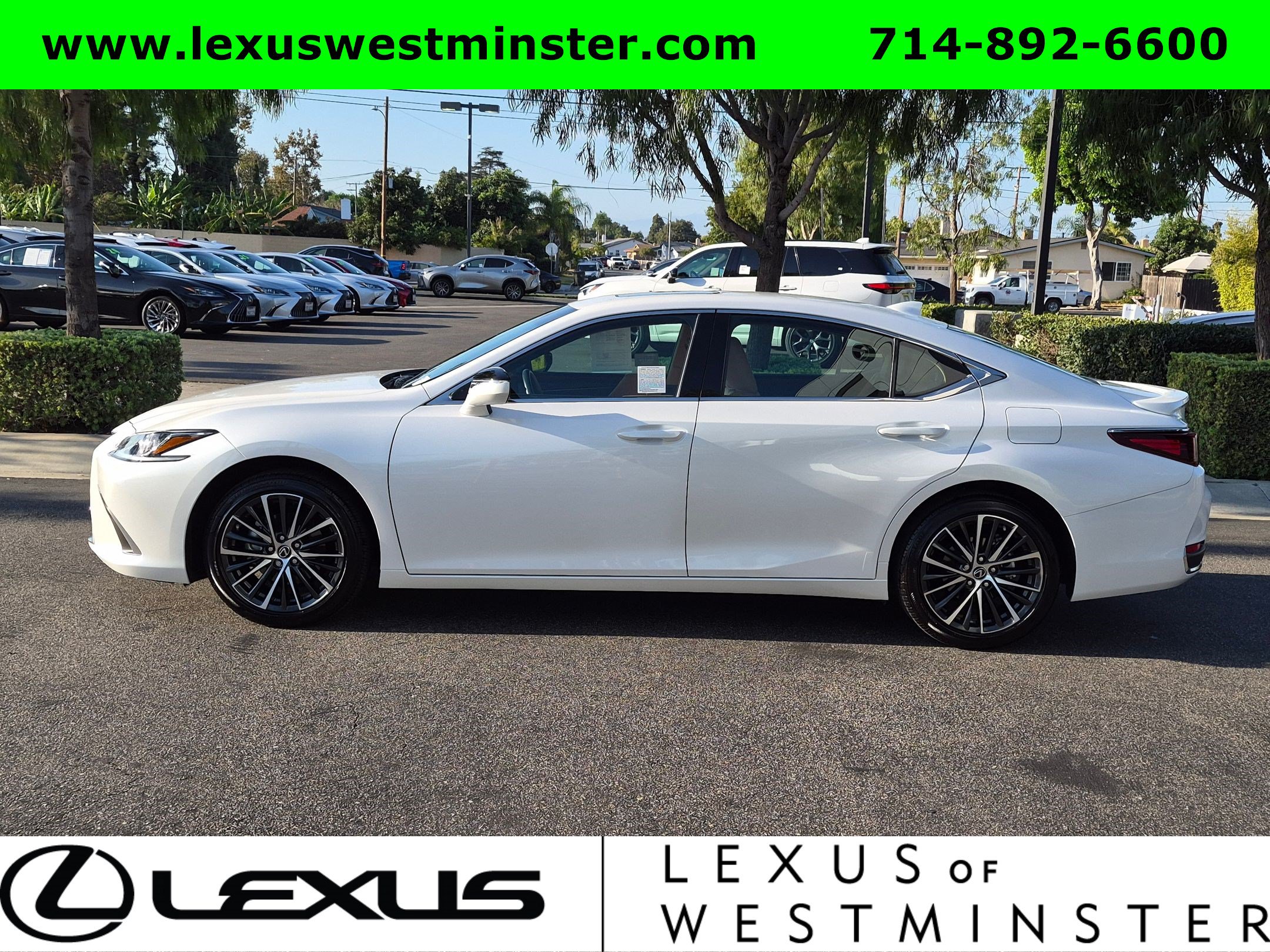Certified 2025 Lexus ES 300h w/ Premium Package FWD image 12