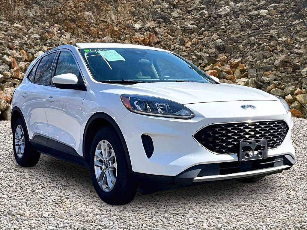 Used 2020 Ford Escape SE image 9