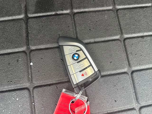 Used 2022 BMW 540i xDrive w/ Executive Package image 47