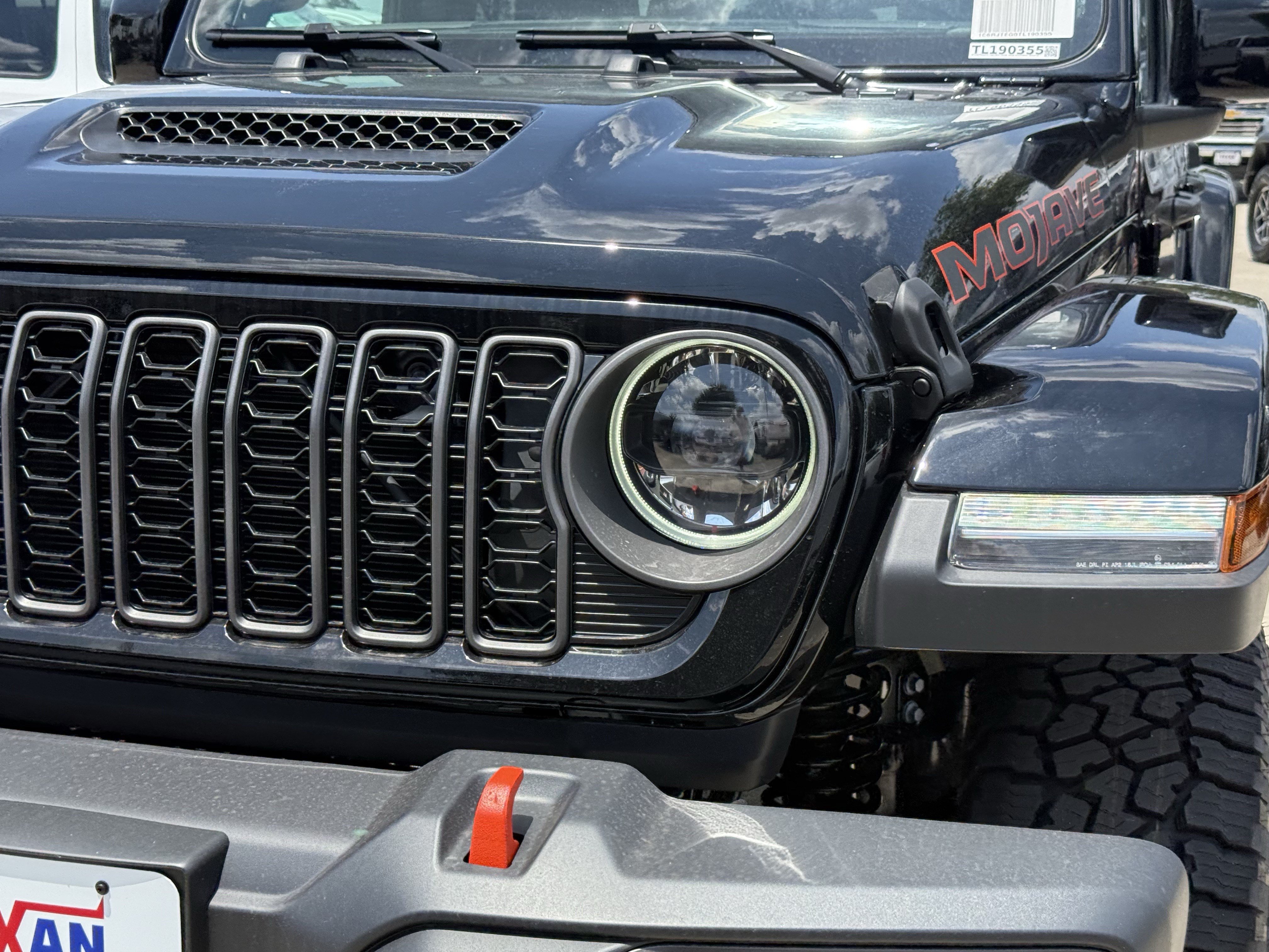 New 2026 Jeep Gladiator Mojave AWD/4WD image 8