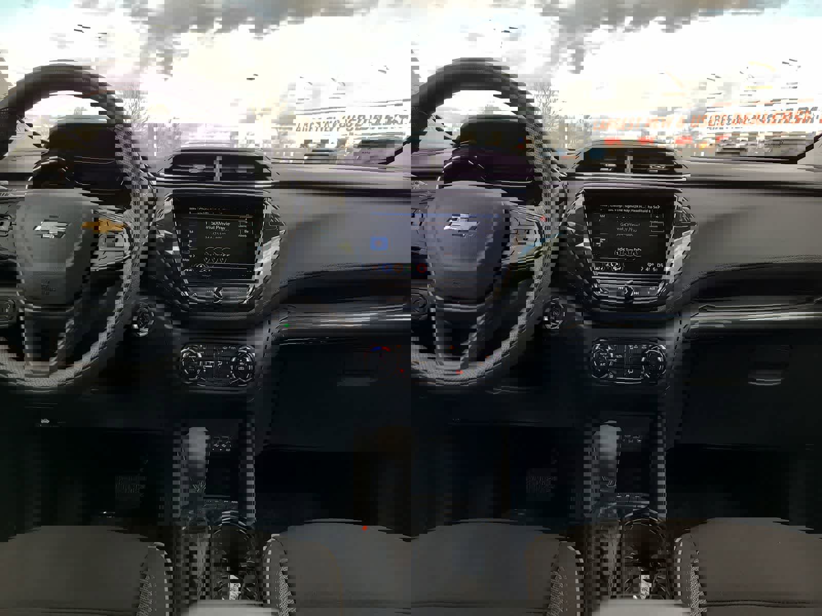 Used 2022 Chevrolet TrailBlazer LT w/ Convenience Package AWD/4WD image 18