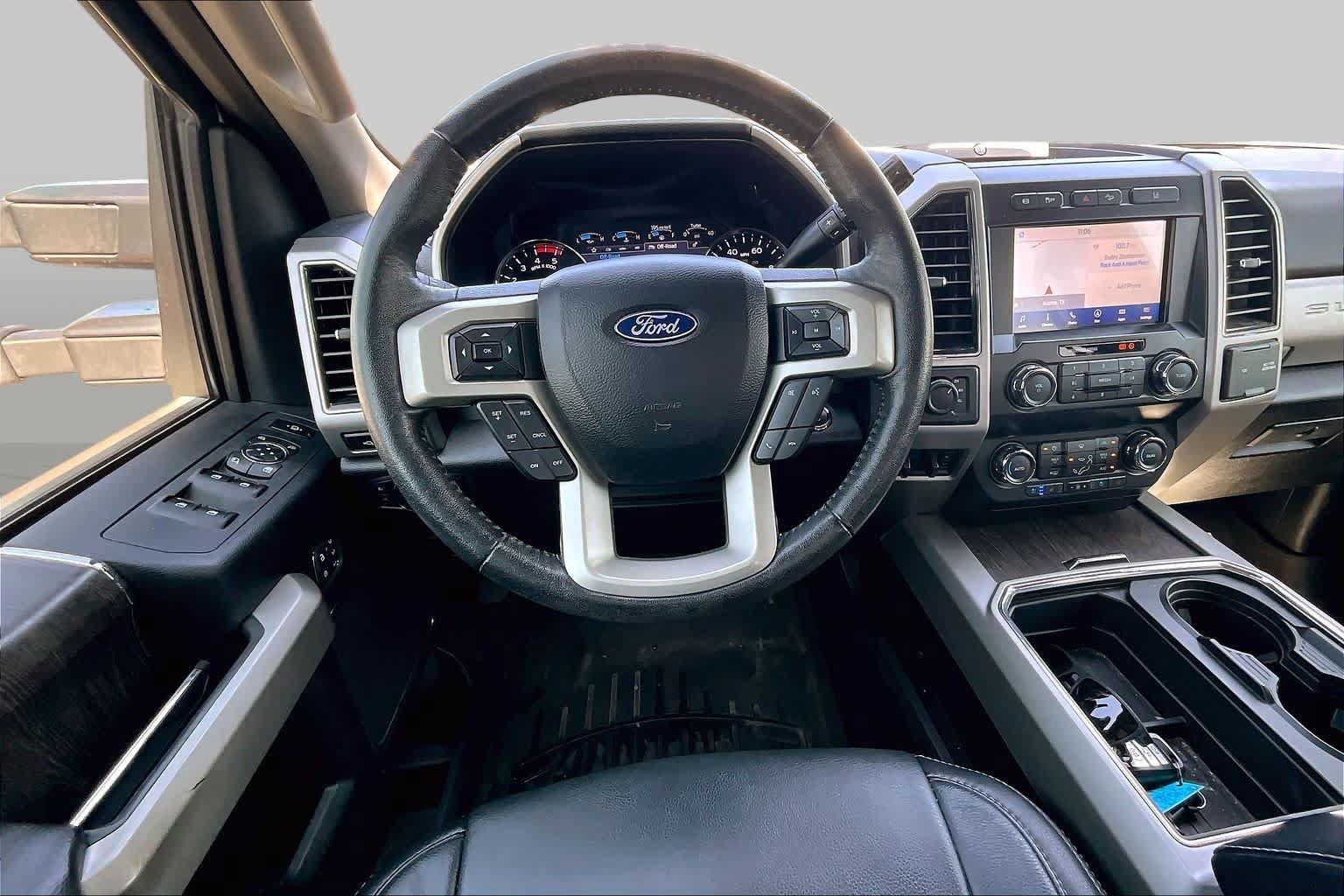 Used 2020 Ford F250 Lariat w/ Lariat Ultimate Package AWD/4WD image 6