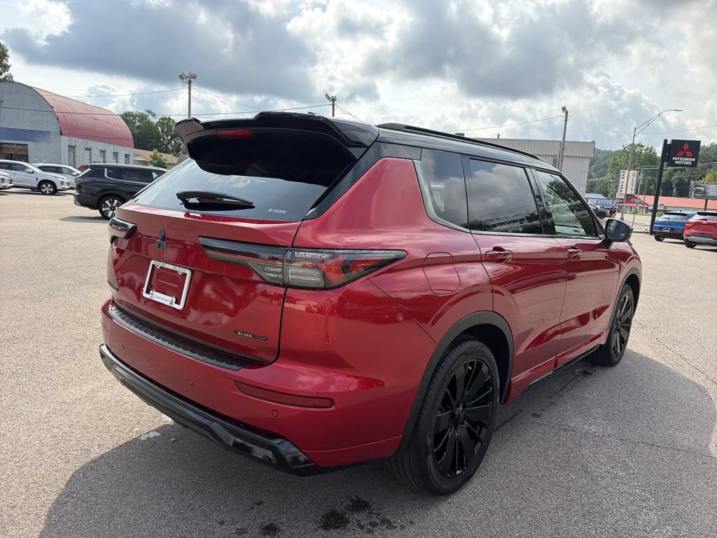 New 2026 Mitsubishi Outlander AWD image 4