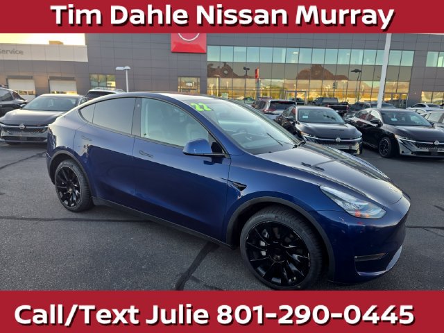 Used 2022 Tesla Model Y Long Range AWD/4WD image 1