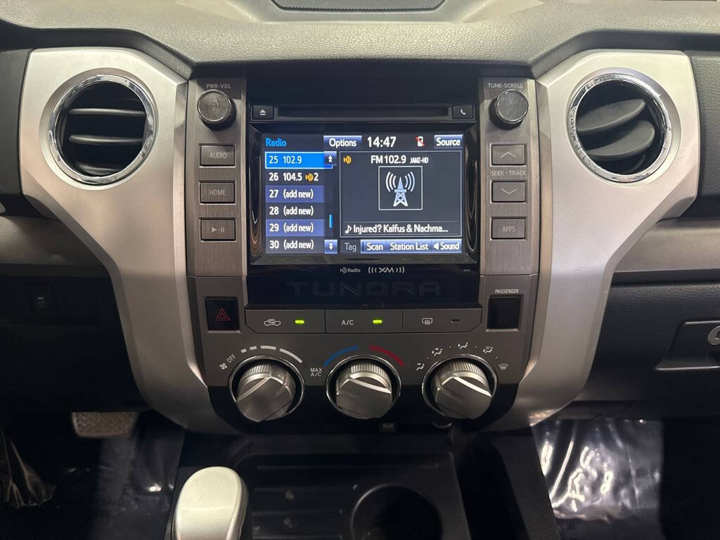 Used 2016 Toyota Tundra SR5 w/ SR5 Upgrade Package RWD image 16
