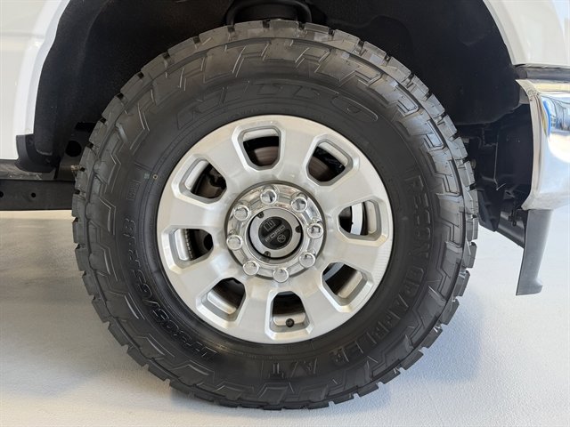 Used 2024 Ford F250 XLT image 46