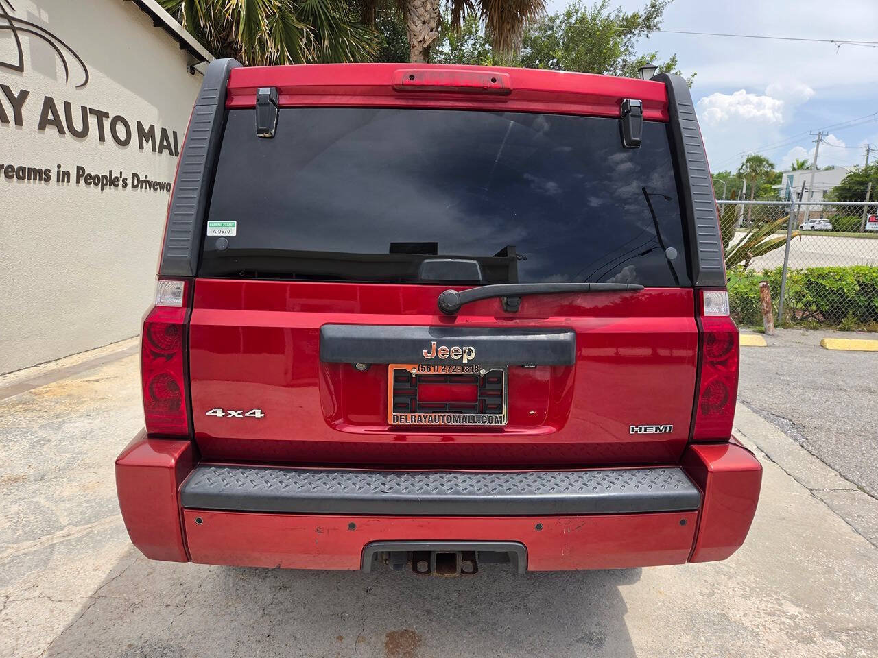 Used 2010 Jeep Commander Sport w/ Sun/Sound Group AWD/4WD image 6